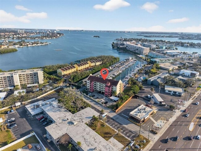 Building Photo - 1750 Harbor Pl