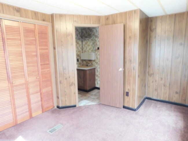 Building Photo - 2 bed, 2 bath in Hertford