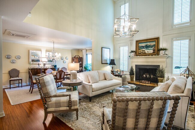 Building Photo - Immaculate Snee Farm Townhome for Rent!