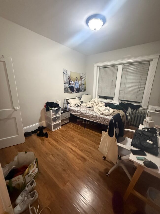 Building Photo - 38 Hemenway St