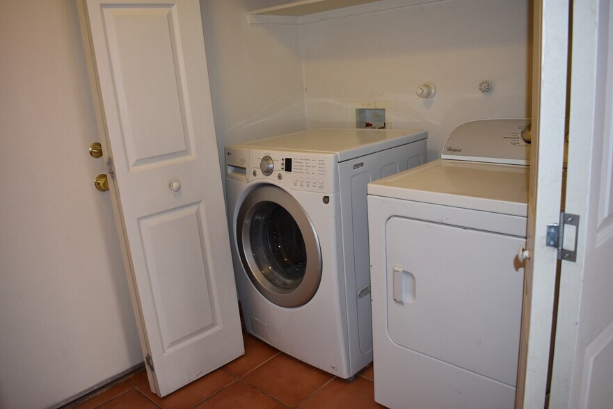 Building Photo - 2435 Red Polard Ct NW