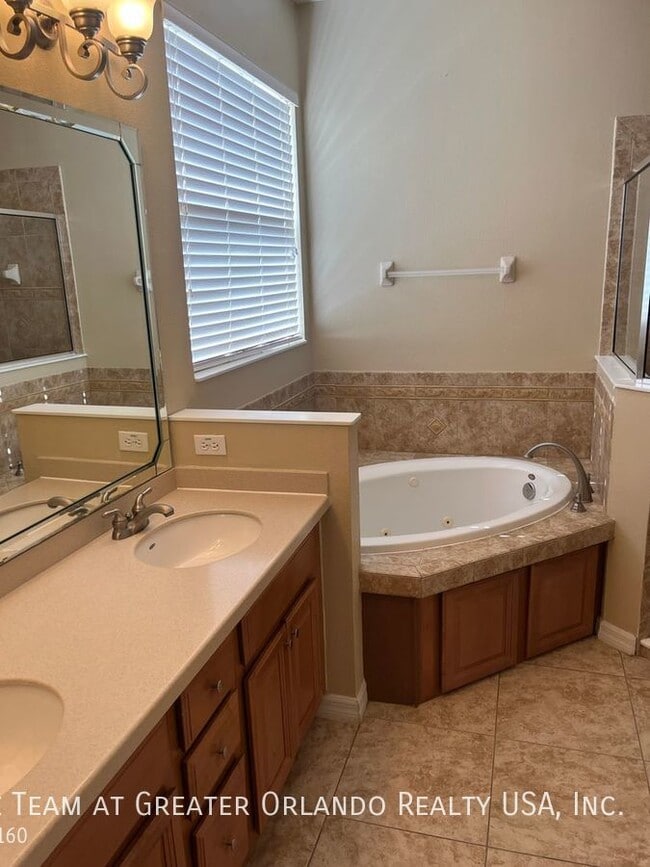 Building Photo - 1673 Scrub Jay Rd