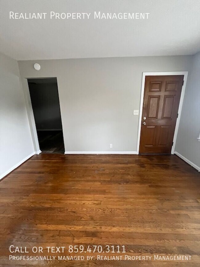 Building Photo - 2160 Winterberry Dr