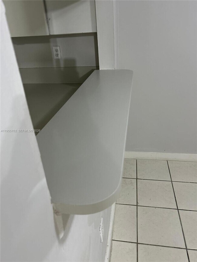 Building Photo - 14930 SW 82nd Terrace