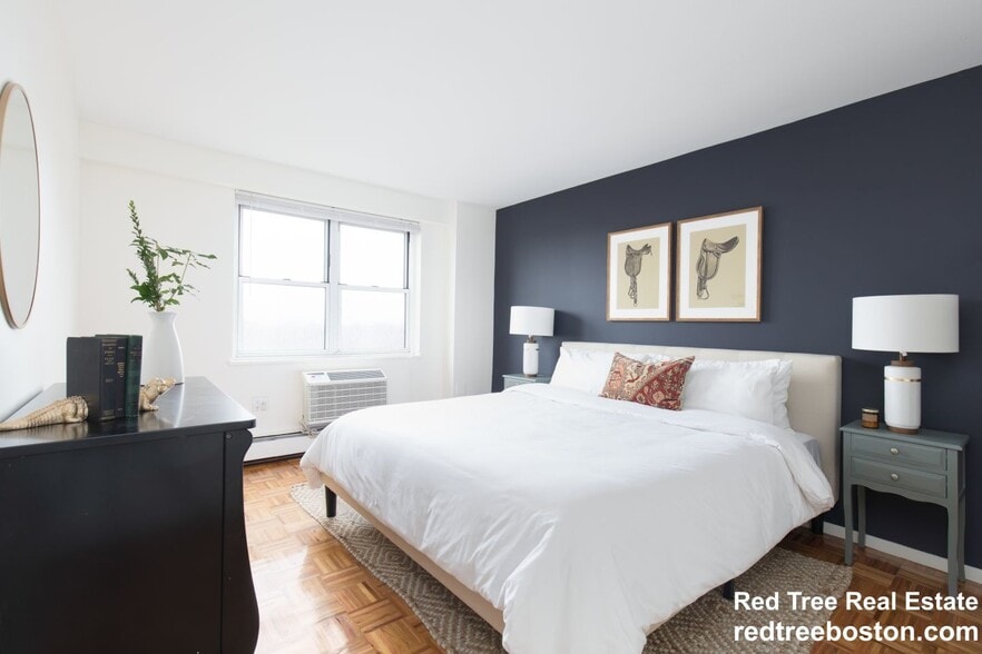 Building Photo - 185 Freeman St