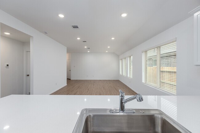 Building Photo - 3025 Marble Rise Trl