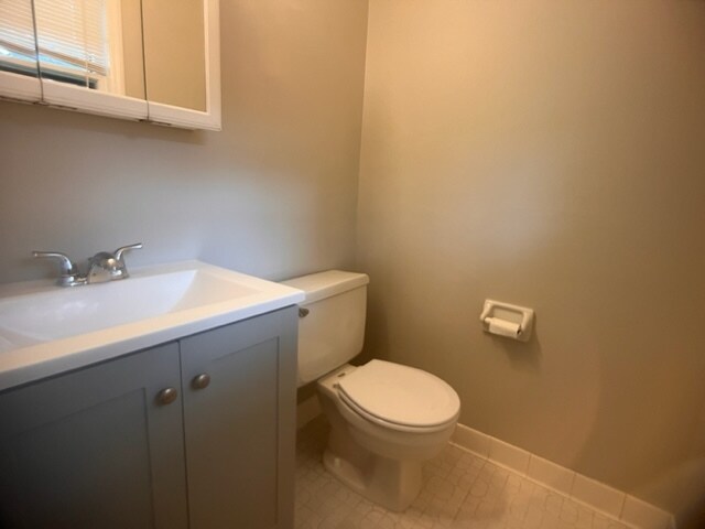 Building Photo - 4497 Nestwood St