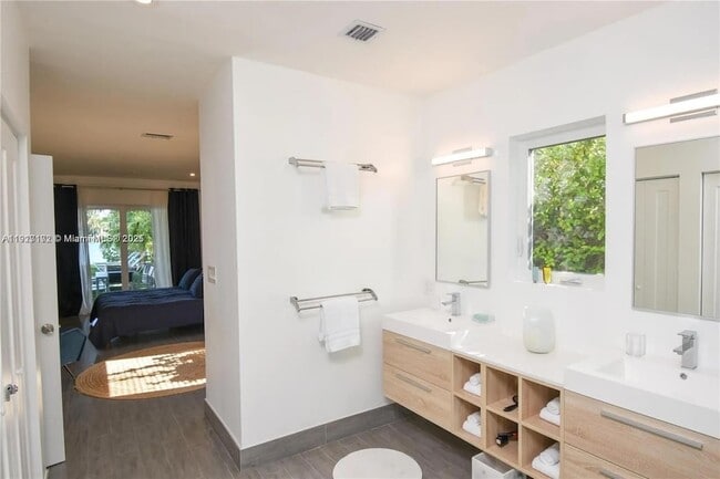 Building Photo - 641 86th St