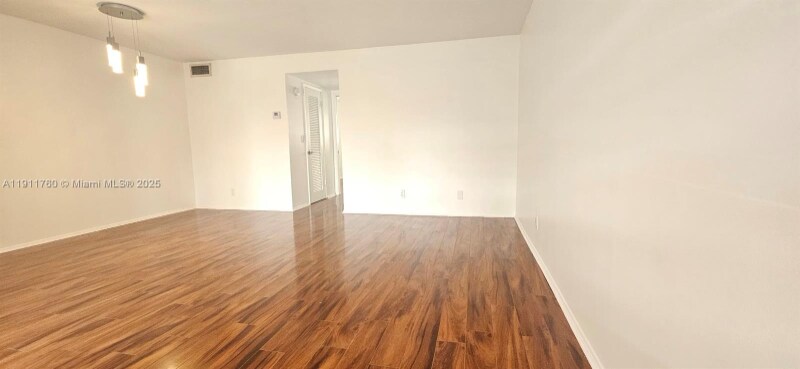 Building Photo - 300 Layne Blvd