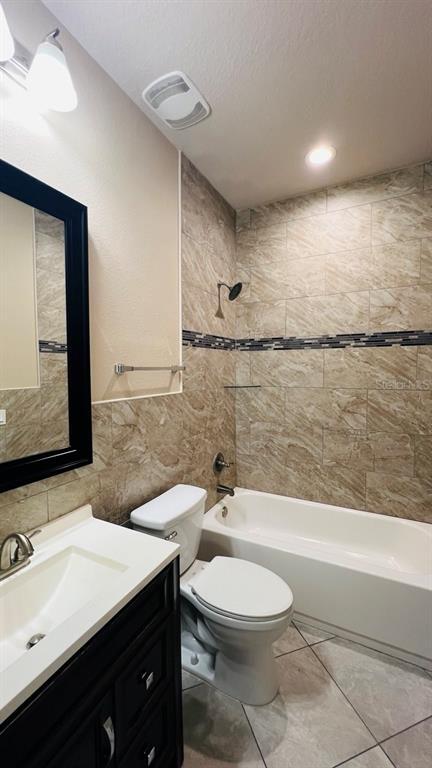 Building Photo - 57 Columbia Ln