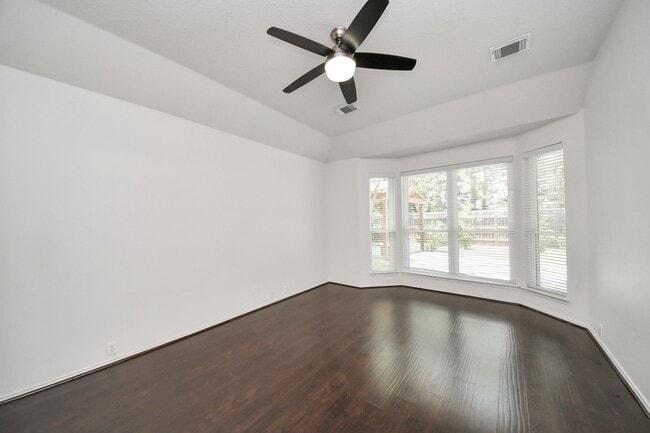 Building Photo - 20510 Pioneer Bend Ct