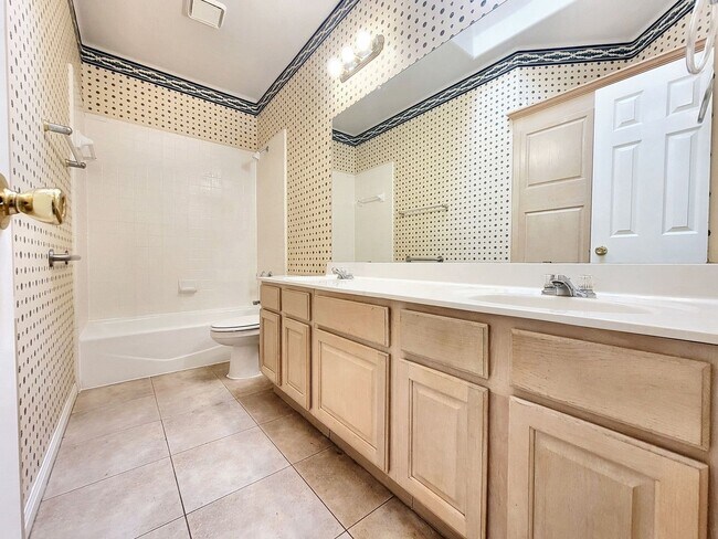 Building Photo - 3/BR, 2/BA Home with Spacious Layout & Lar...