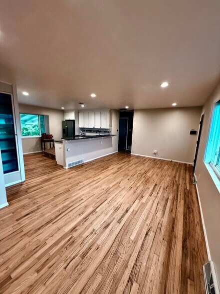Building Photo - 3471 Kellogg Pl