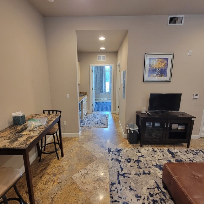 Building Photo - Corsica Rive