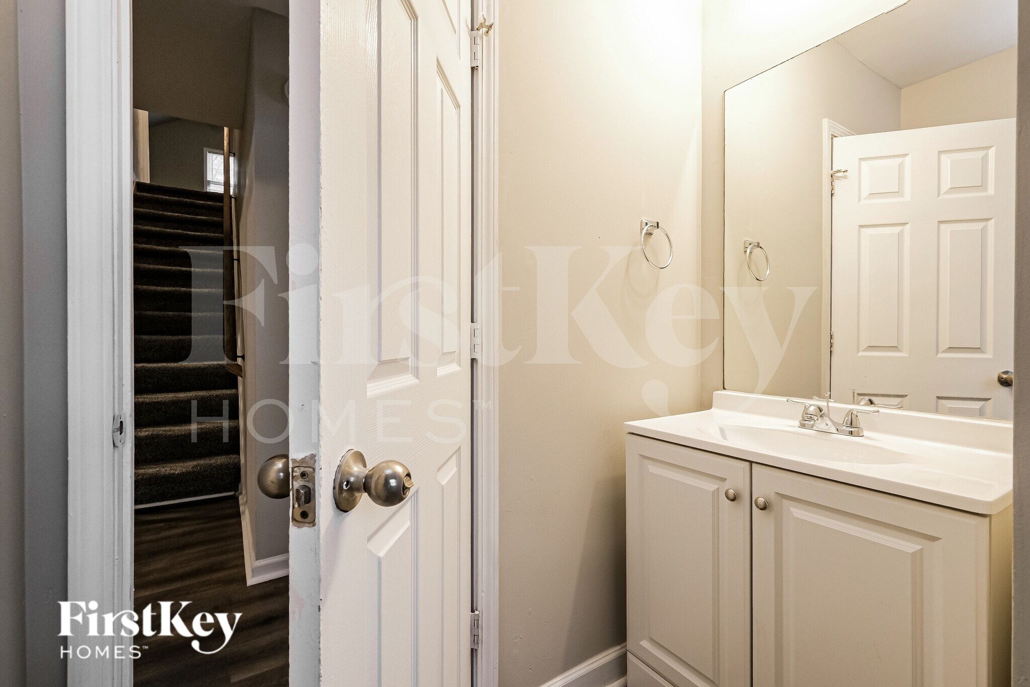 Building Photo - 1749 S Alvarado Terrace SW