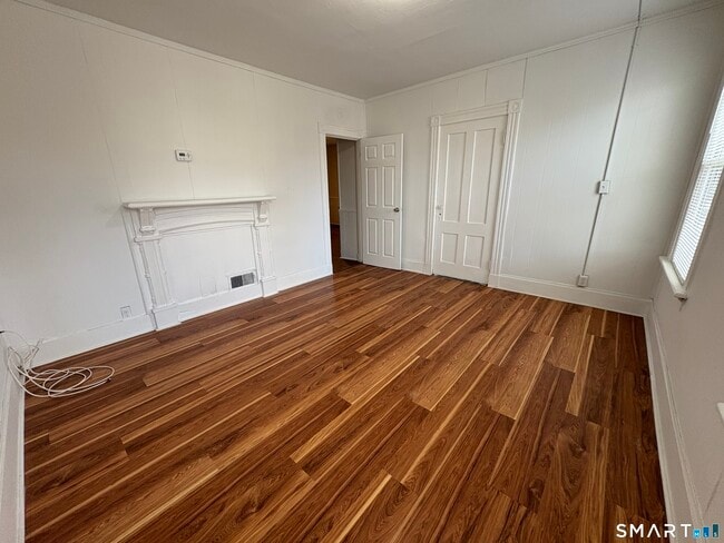 Building Photo - 205 Farren Ave