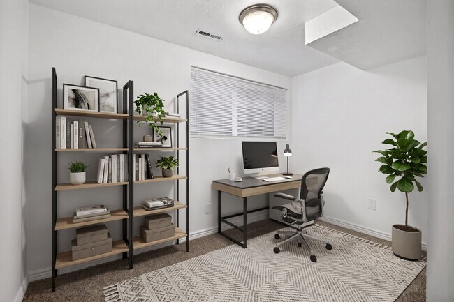 Building Photo - 932 E 840 N