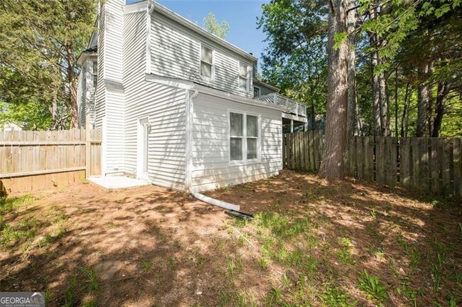 Building Photo - 348 Lakeridge Ct