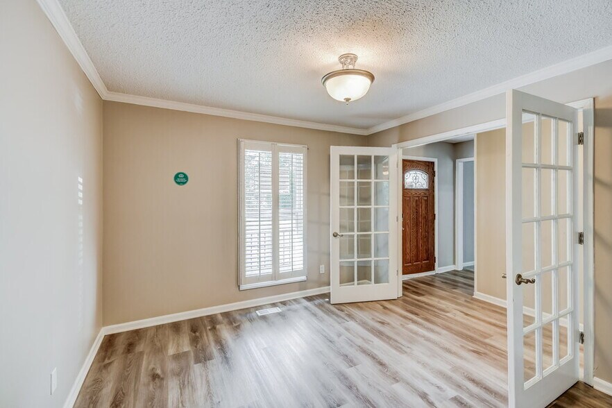 Building Photo - 1541 Cedargate Cir