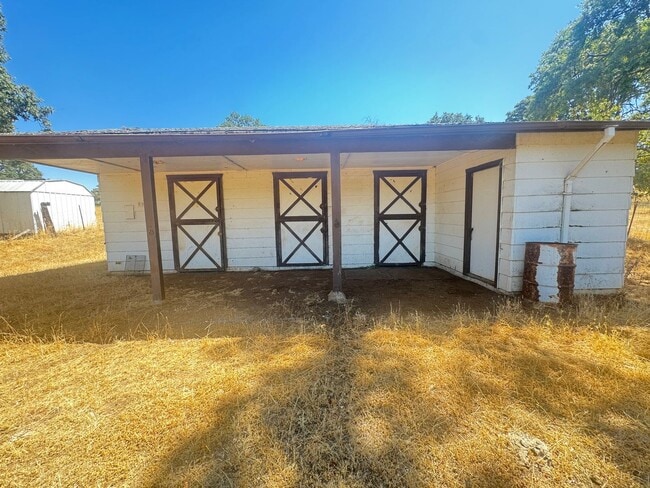 Building Photo - Country property in Loma Rica - mobile hom...