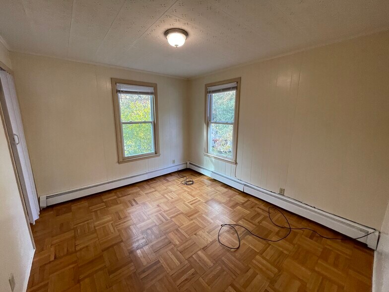 Building Photo - 515 Columbus Ave