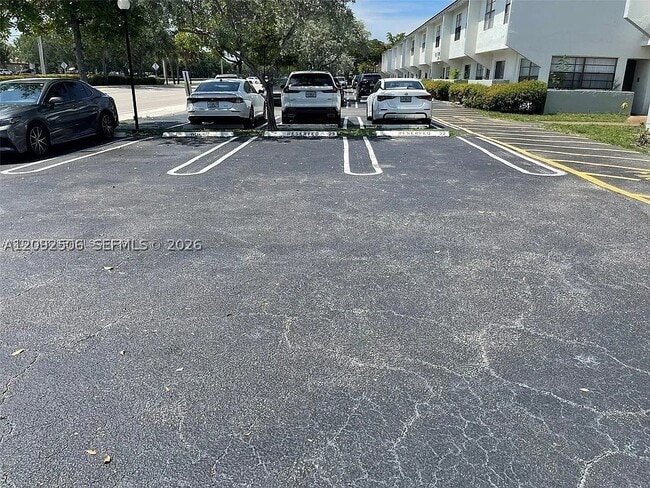 Building Photo - 2580 Coral Springs Dr