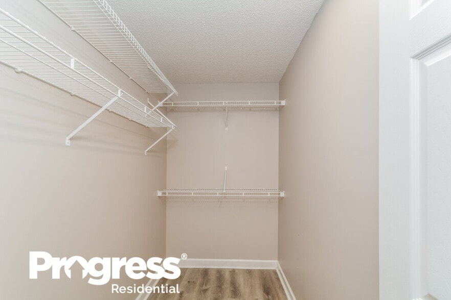 Building Photo - 258 Tillamook Dr