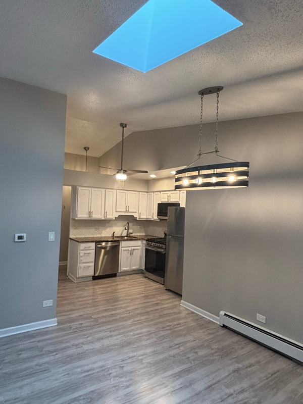 Building Photo - 16 Echo Ct