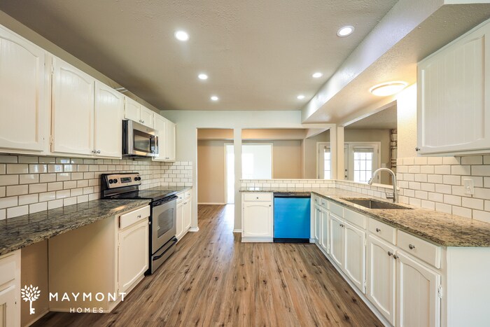 Building Photo - 4707 Pebble Glen