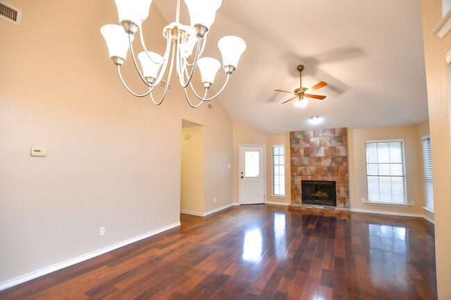 Building Photo - 4056 La Costa Ct