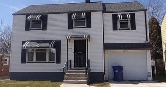 Building Photo - 4322 E 175th St