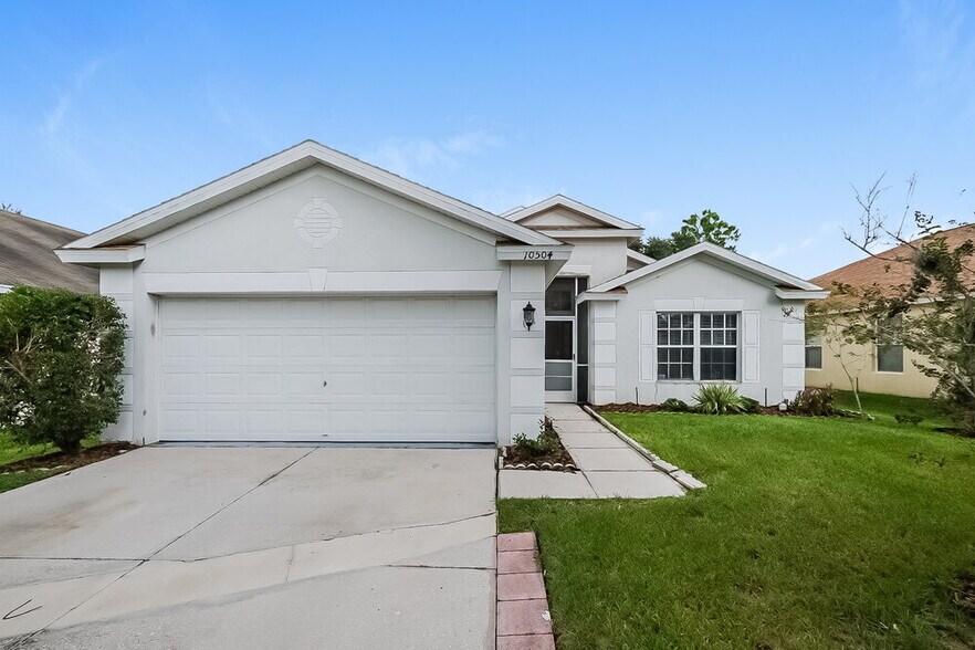 Primary Photo - 10504 Egret Haven Ln