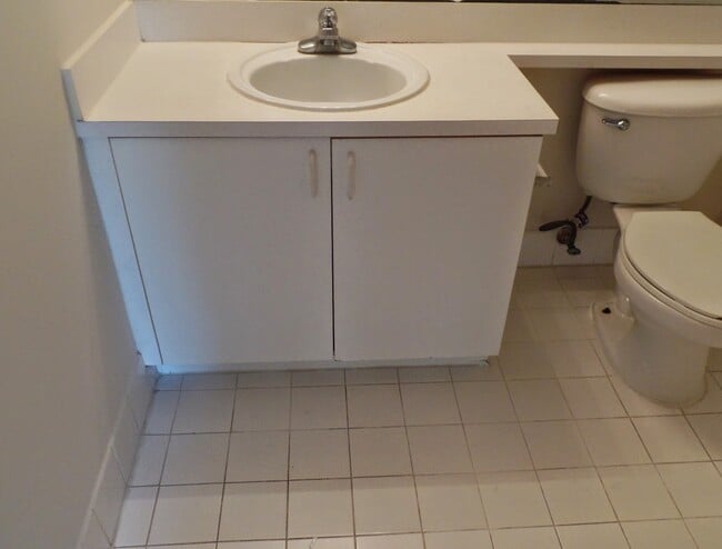 Building Photo - 3844 Lyons Rd