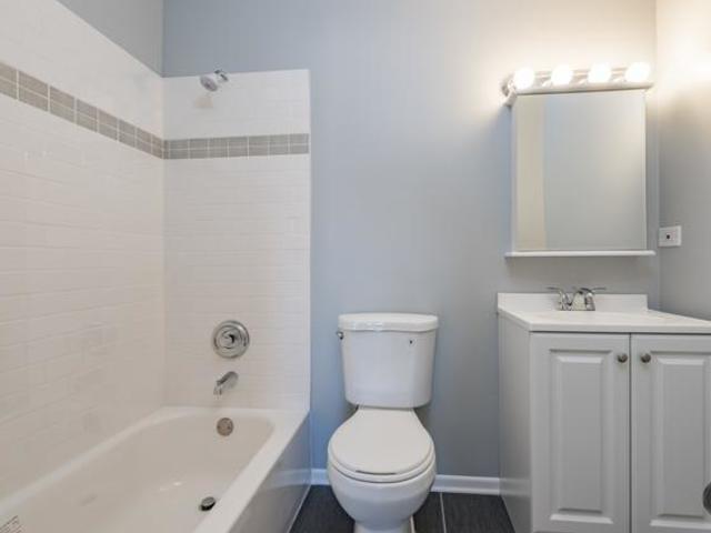 Building Photo - 2226 Abbeywood Dr
