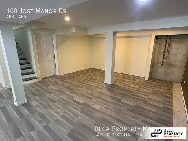 Building Photo - 4 Bedroom House