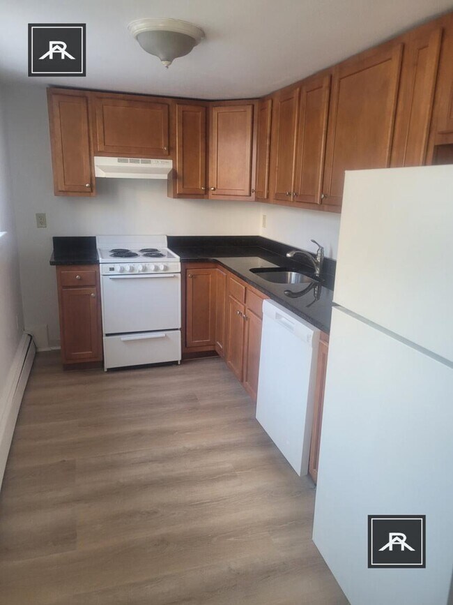 Building Photo - 2 bedroom in Brighton MA 02135
