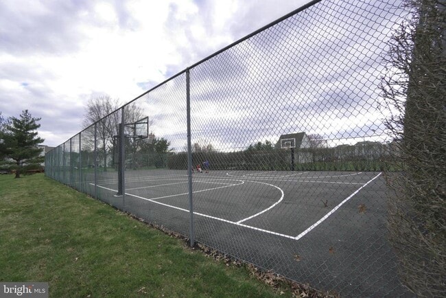 Building Photo - 2041 Greenes Way Cir