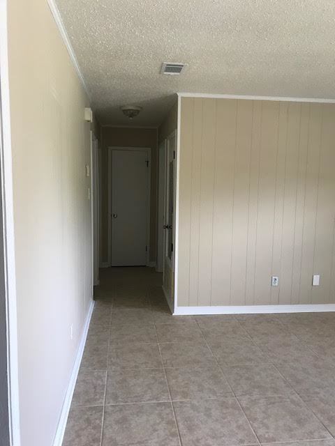 Building Photo - Apartment in Gulf Breeze