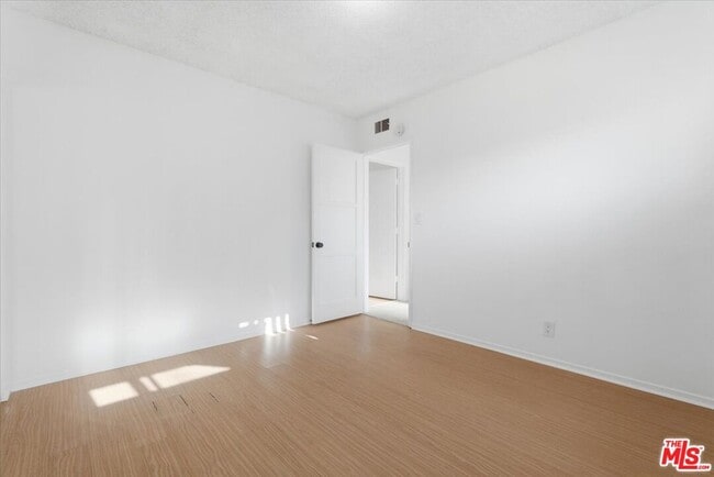 Building Photo - 2513 190th St