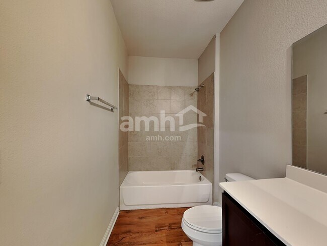 Building Photo - 8113 Turnberry Ln