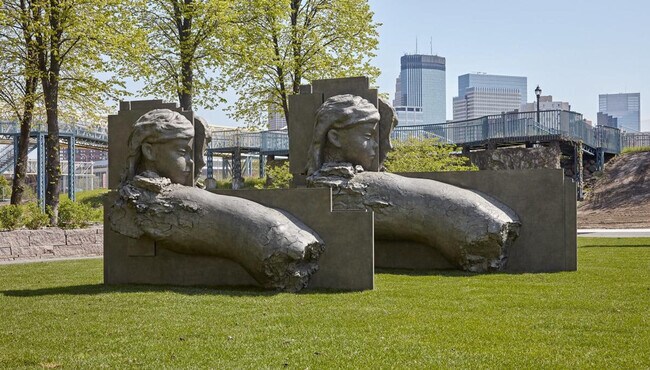 Building Photo - 2424 Lyndale Ave S