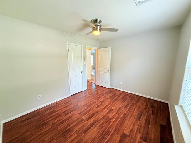 Building Photo - 29019 San Jacinto River Ct