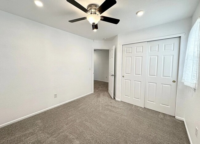 Building Photo - 2434 E 127th Pl