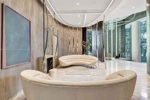 Building Photo - 1000 Brickell Plaza