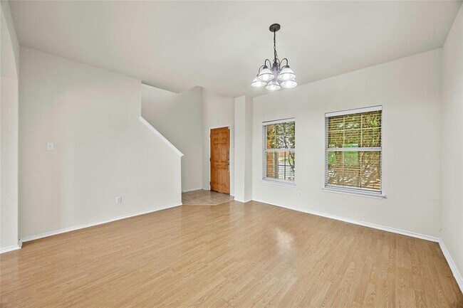 Building Photo - 2101 Rachel Ln