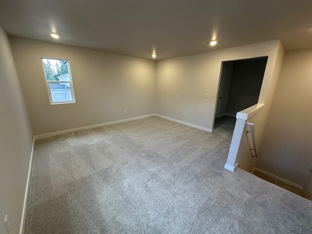 Building Photo - 1124 SE 33rd St