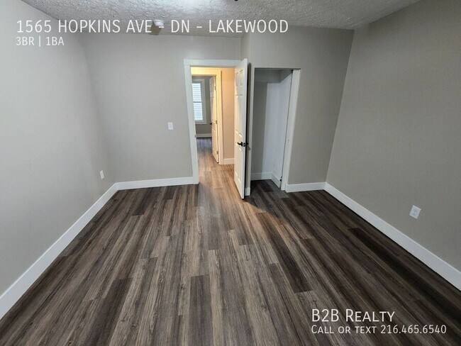 Building Photo - 1565 Hopkins Ave