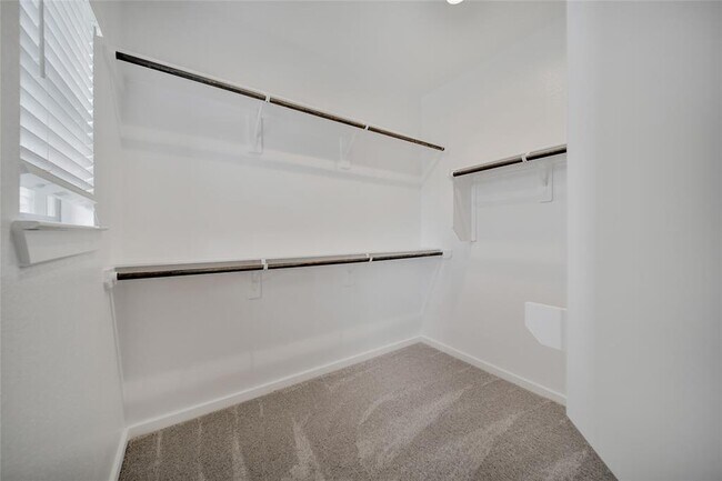 Building Photo - 555 Longleaf Pine Dr