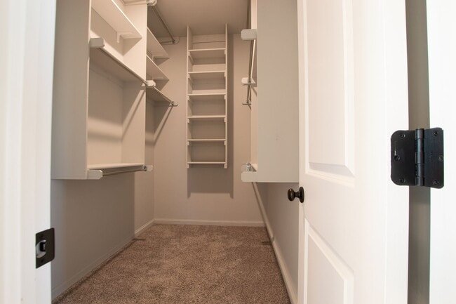 Building Photo - Modern 3-Bed, 2-Bath Home in Deer Creek School District!