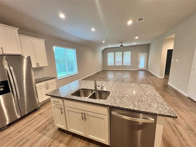 Building Photo - 14223 Volcano Perch Dr